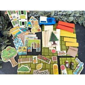 Vintage Richard Scarry Mayor Fox Town Center Puzzletown PlaySkool Playset 1976